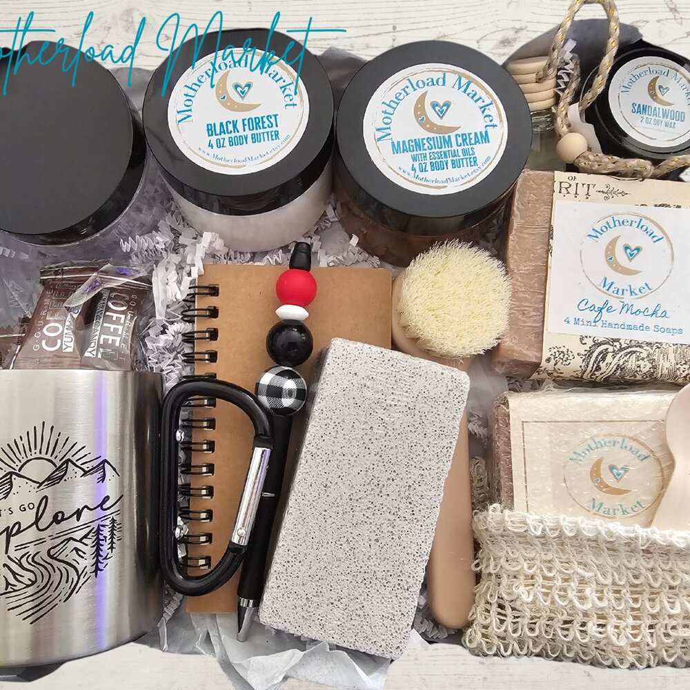 NEW Happy Camper Natural Body Care Gift Set
